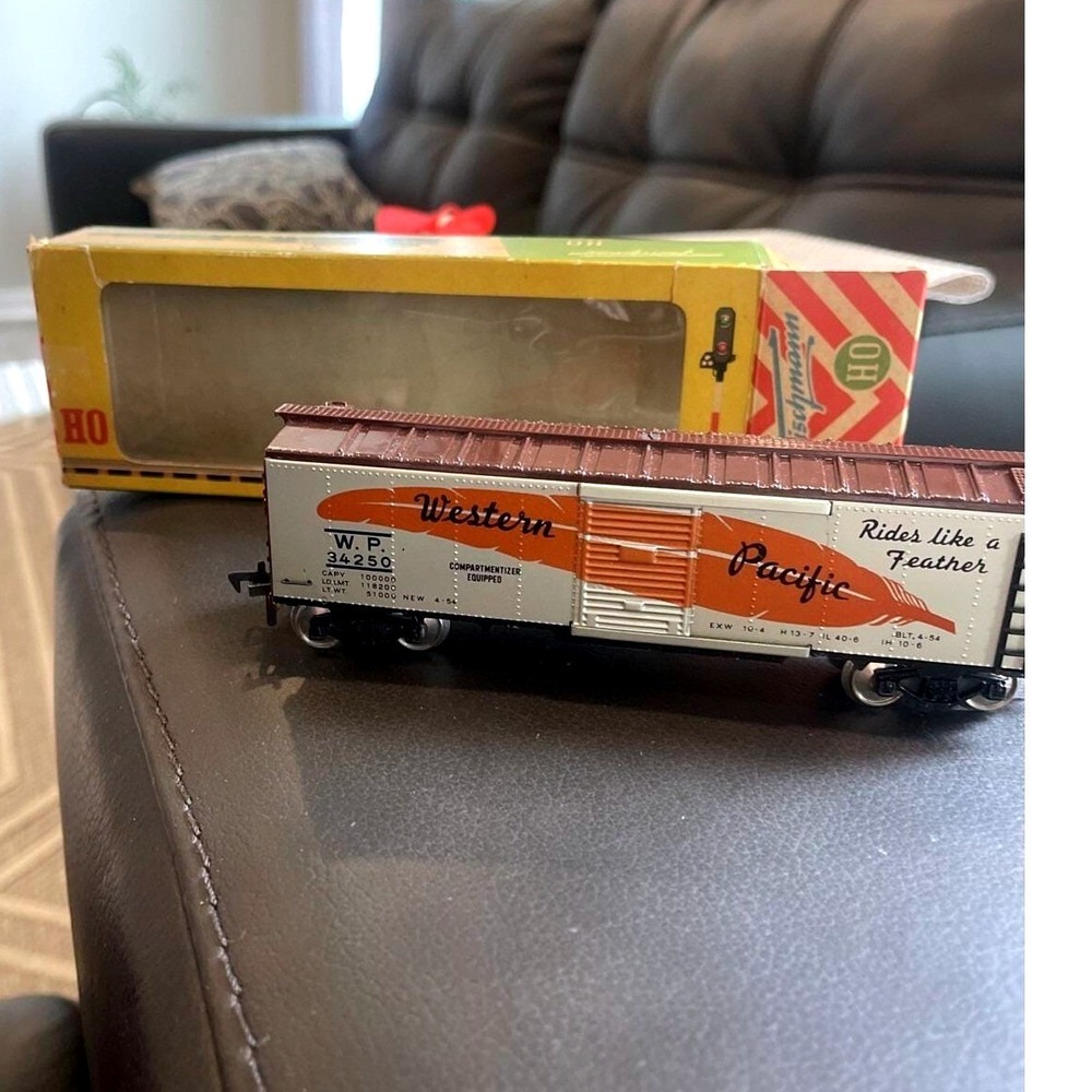 Fleischmann‎ HO Scale Western Pacific Boxcar  W.P. 34250 Boxed